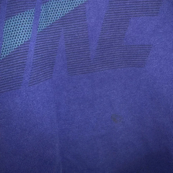 Nike Tee - Picture 3 of 5